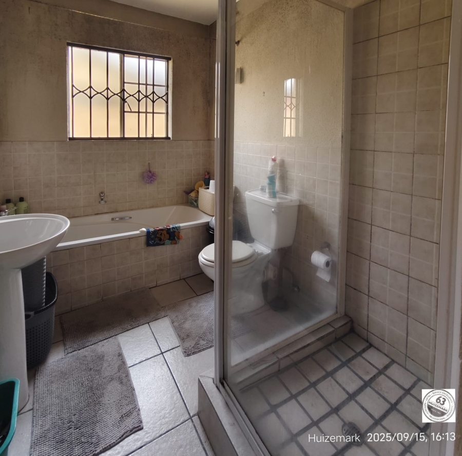 2 Bedroom Property for Sale in Sasolburg Ext 11 Free State
